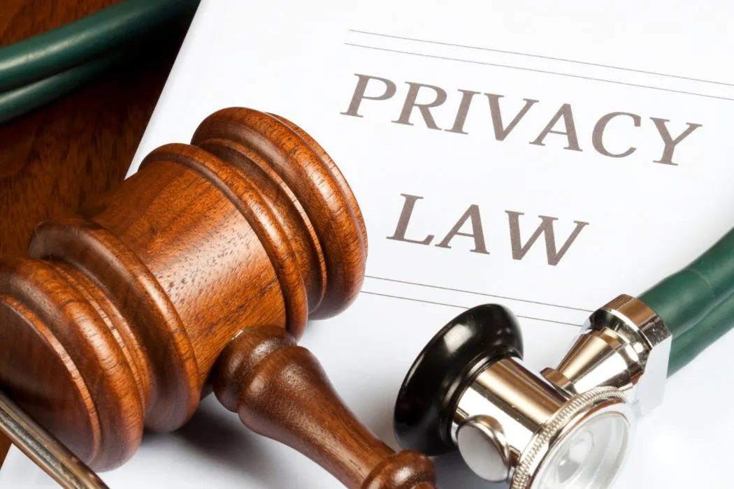 Cloud Storage & Customer Confidentiality, an analysis.